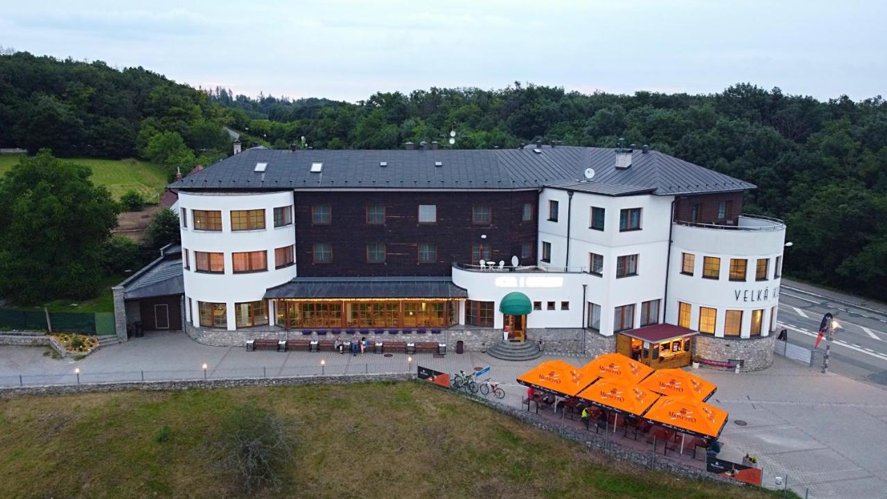 Hotel Velka Klajdovka Brno Extérieur photo