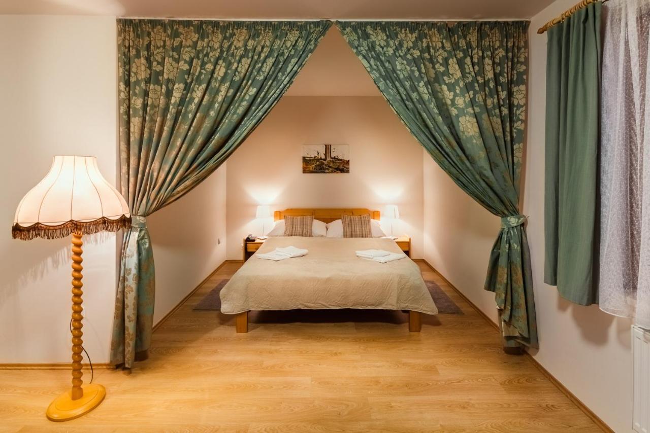 Hotel Velka Klajdovka Brno Extérieur photo